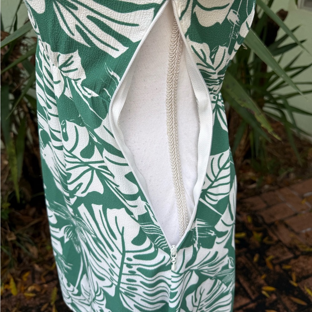 Show Me Your Mu Mu V Neck Green Dress - image 8